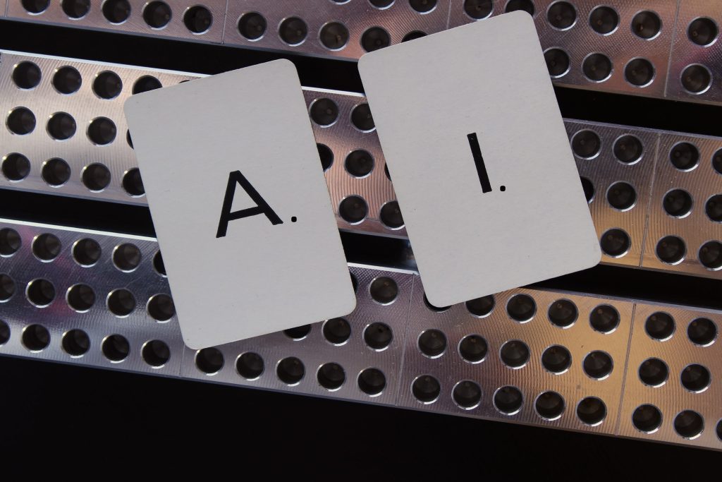 Inteligencia Artificial en la Gestión de Negocios: ¿Beneficio o Perjuicio?